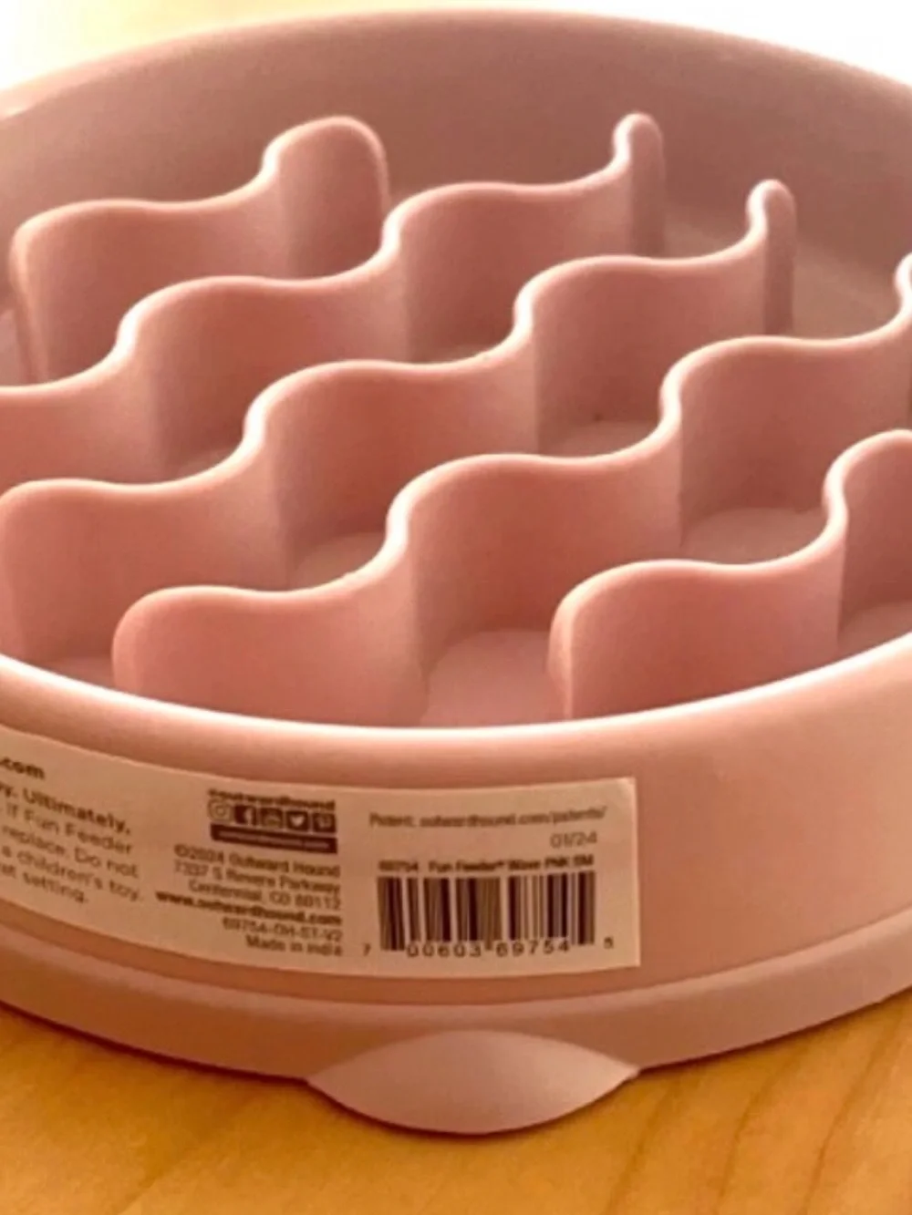 Slow Feed Pet Bowl for Cats or Small Dogs Dry or Wet Food